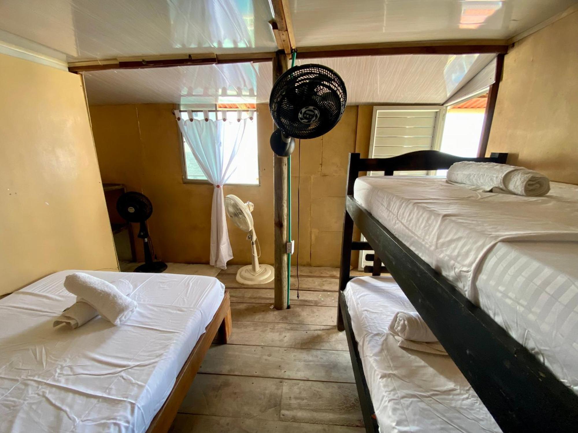 Hostal Estrella De Mar Ilha de Múcura Exterior foto